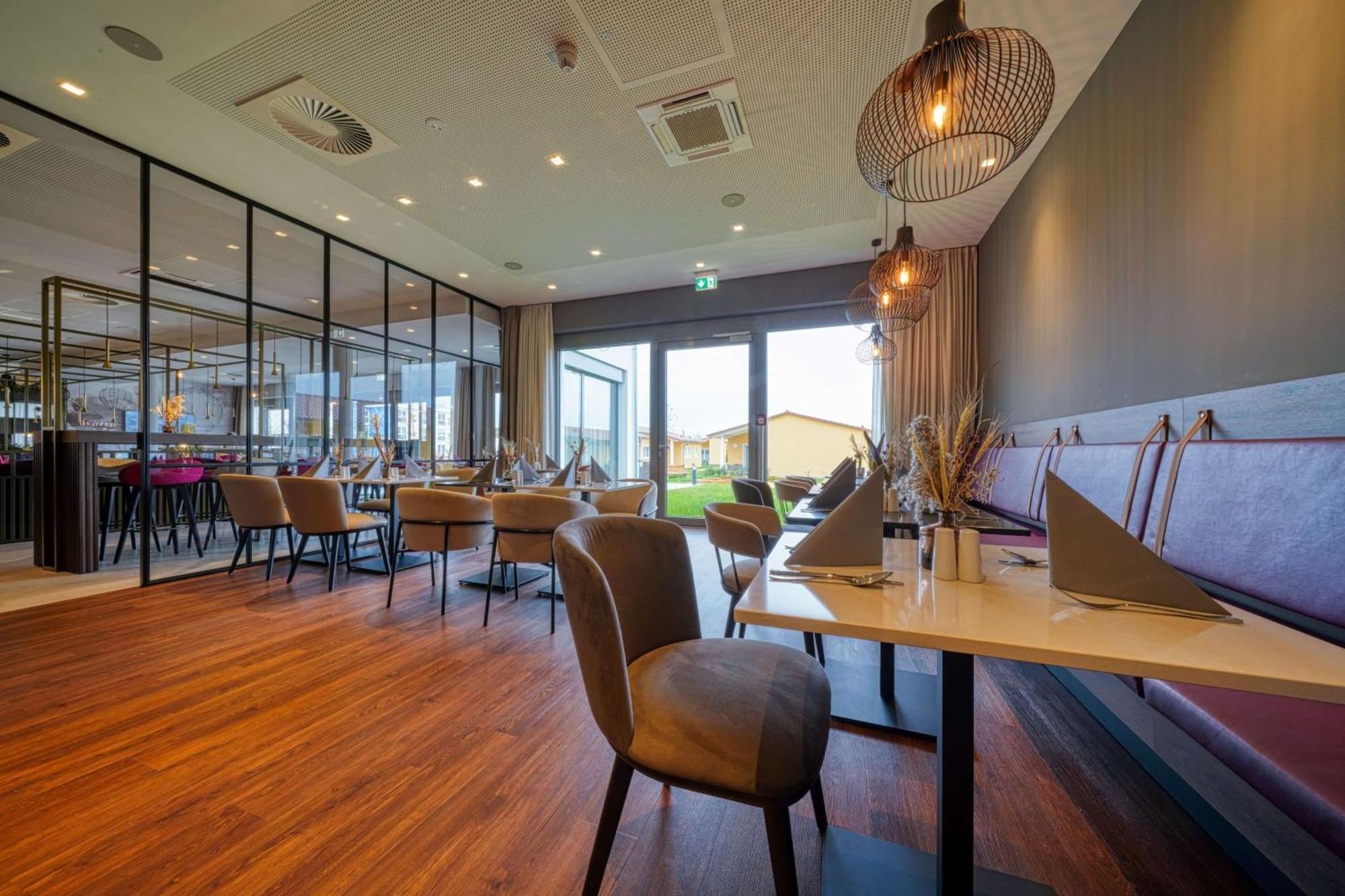 Fourside Hotel Ringsheim, Trademark Collection By Wyndham Bagian luar foto