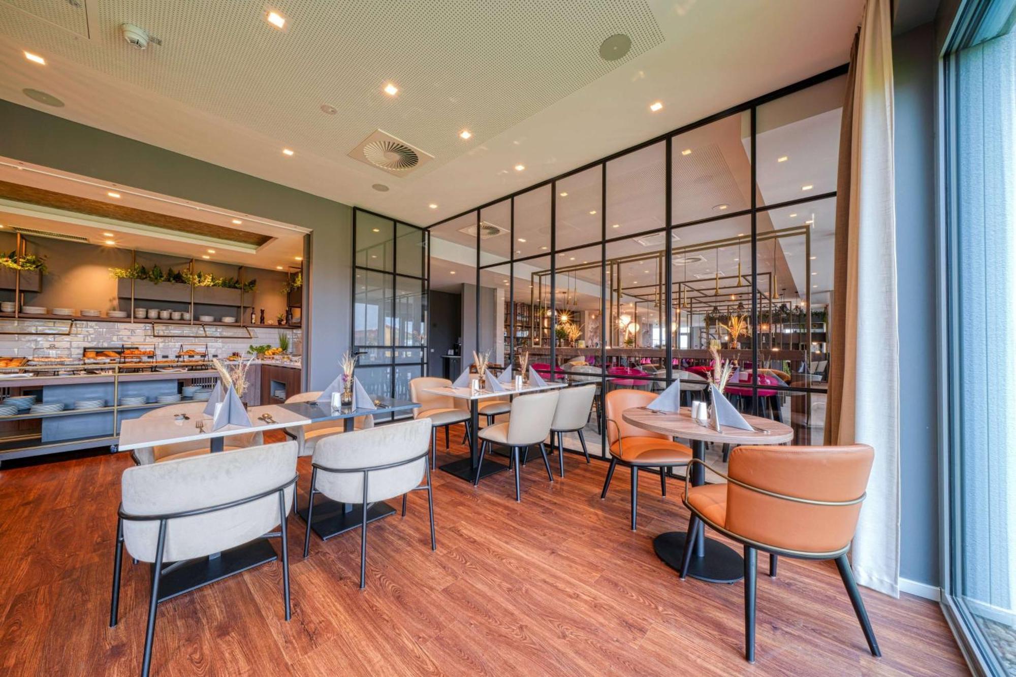 Fourside Hotel Ringsheim, Trademark Collection By Wyndham Bagian luar foto