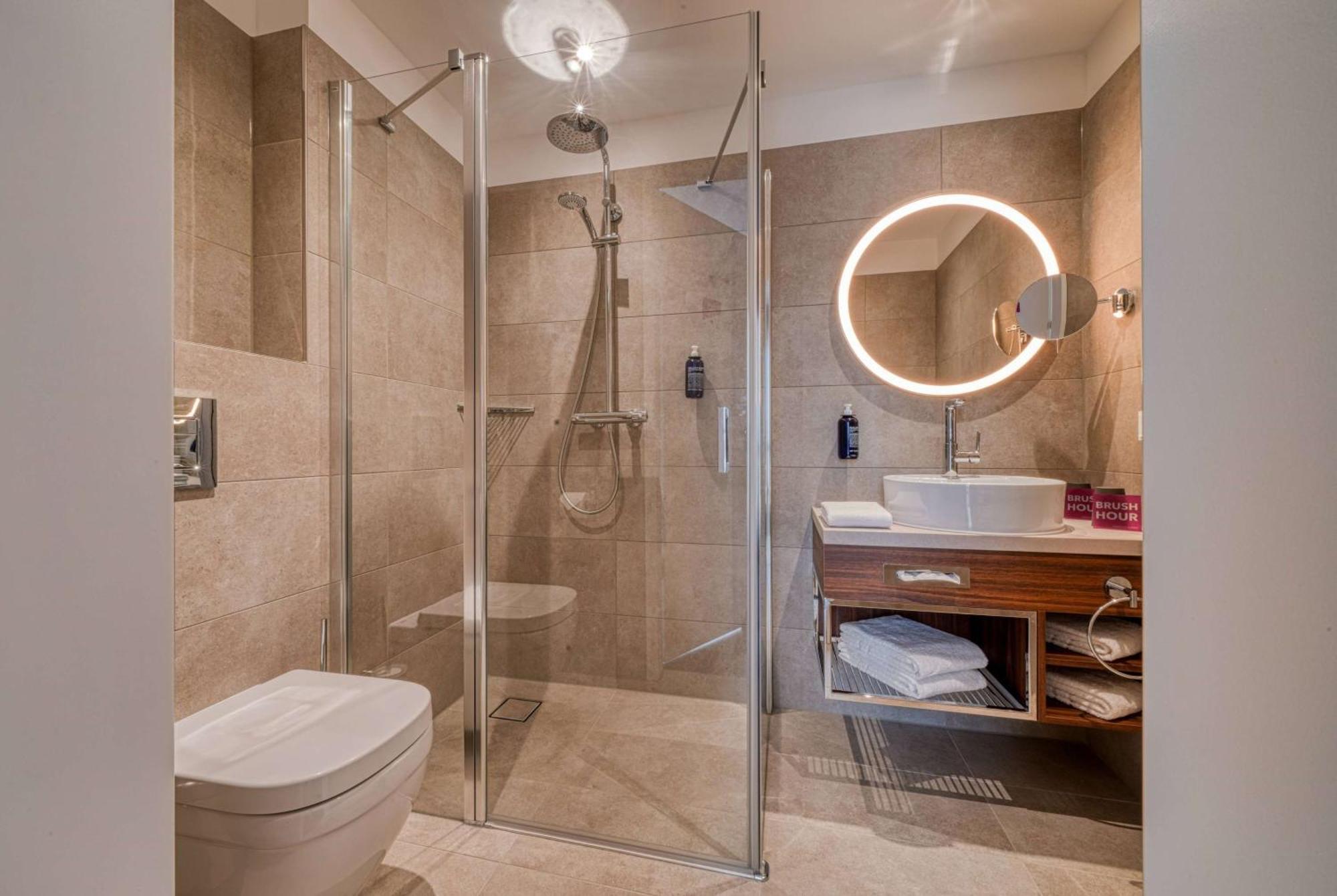 Fourside Hotel Ringsheim, Trademark Collection By Wyndham Bagian luar foto
